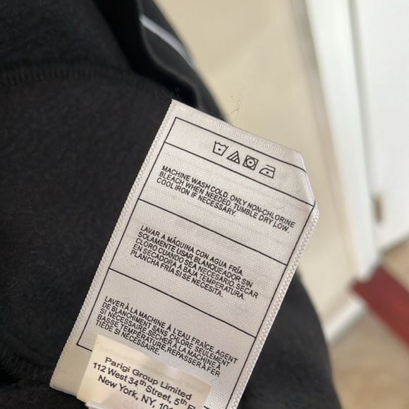 Brand New Puma Black Zip Up Fleece Jacket Embroidered Red Logo Sporty Athletic - Picture 15 of 16